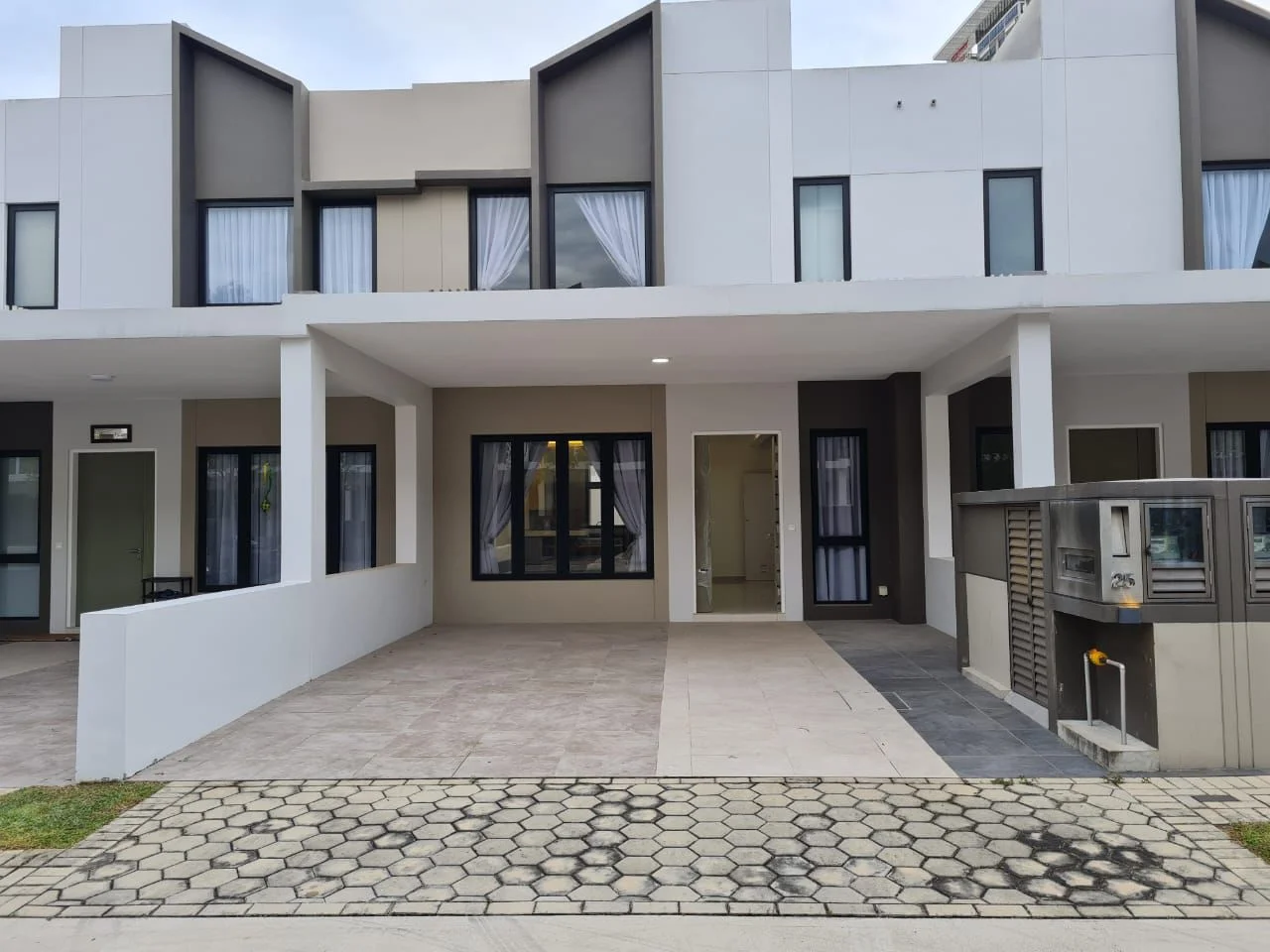 Sunway Citrine Lakehomes 4