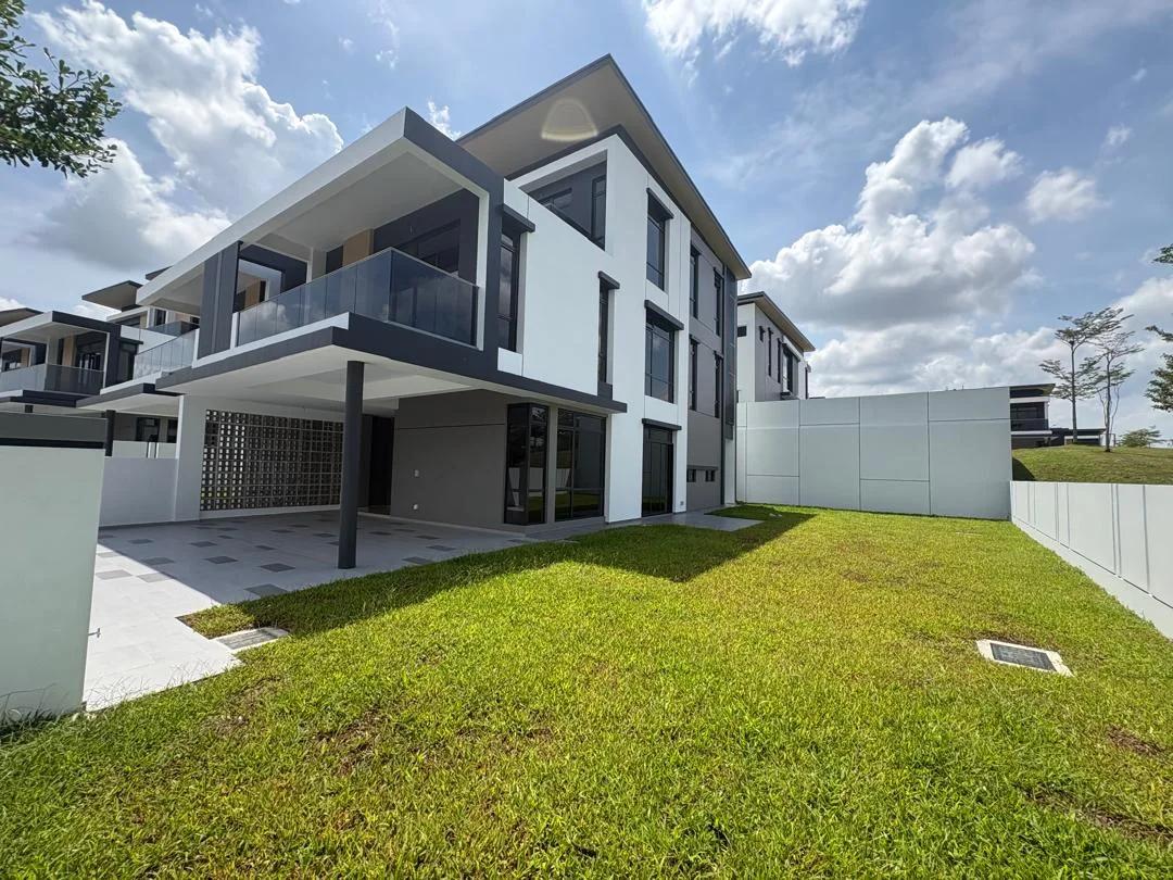 Horizon Hills - Cluster Corner House 3